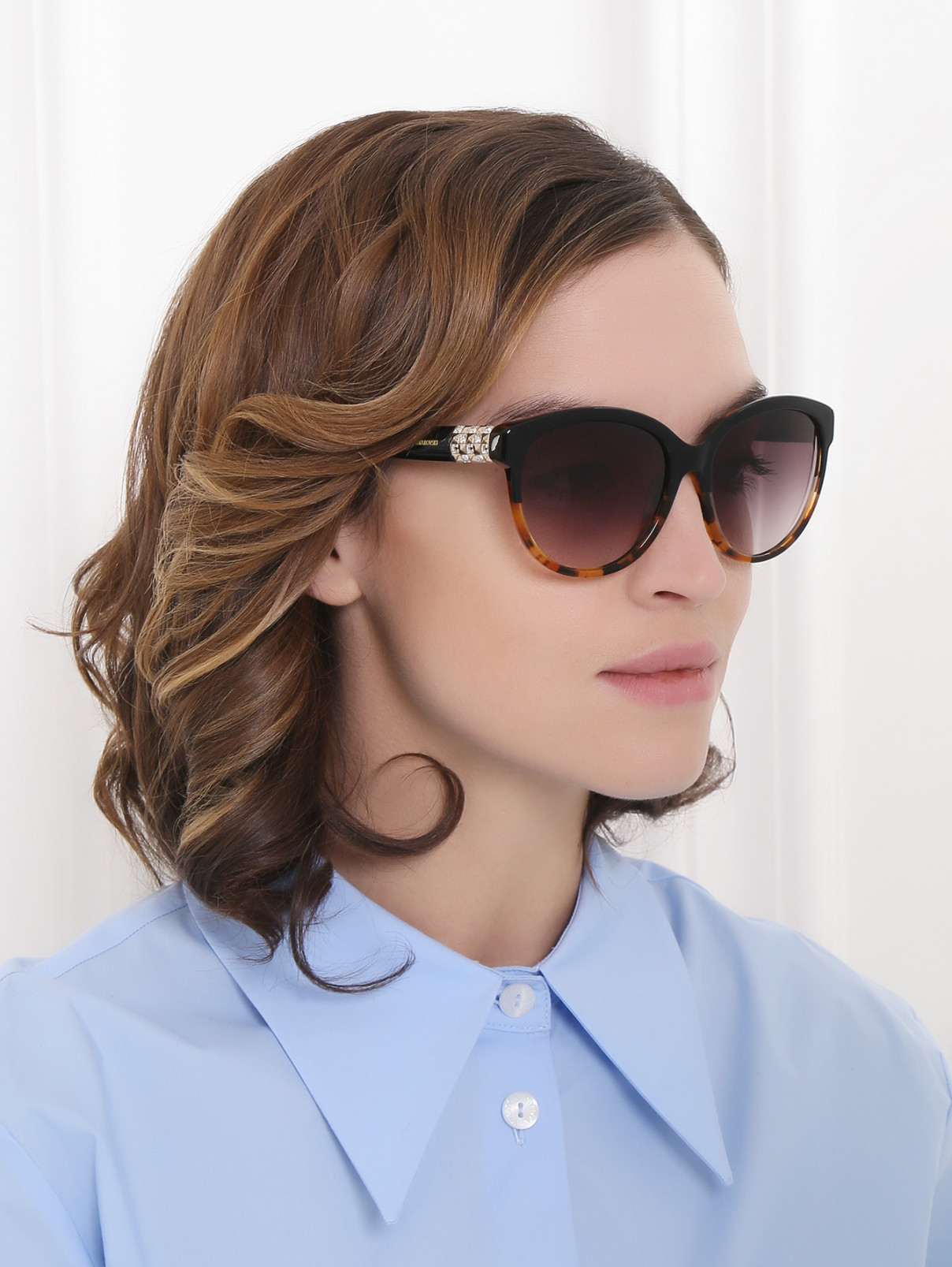 Солнцезащитные очки в пластиковой оправе с декором Swarovski  –  МодельОбщийВид  – Цвет:  Узор