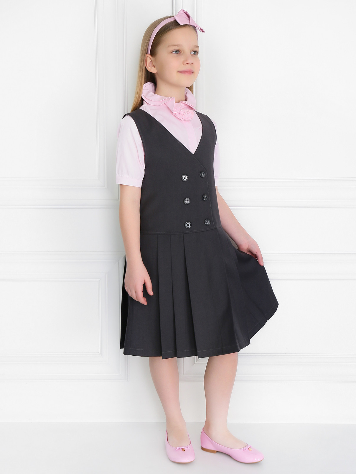 Платье на заниженной талии с юбкой-плиссэ Aletta Couture  –  Модель Общий вид  – Цвет:  Серый