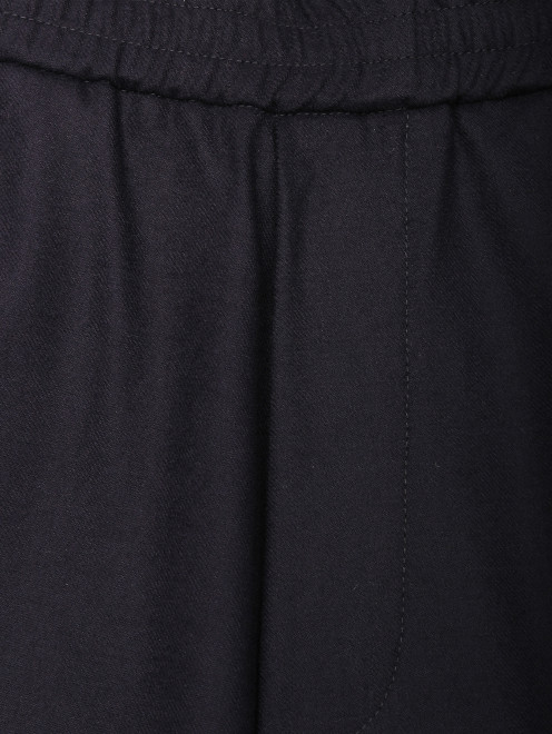 Трикотажные брюки из шерсти - Деталь