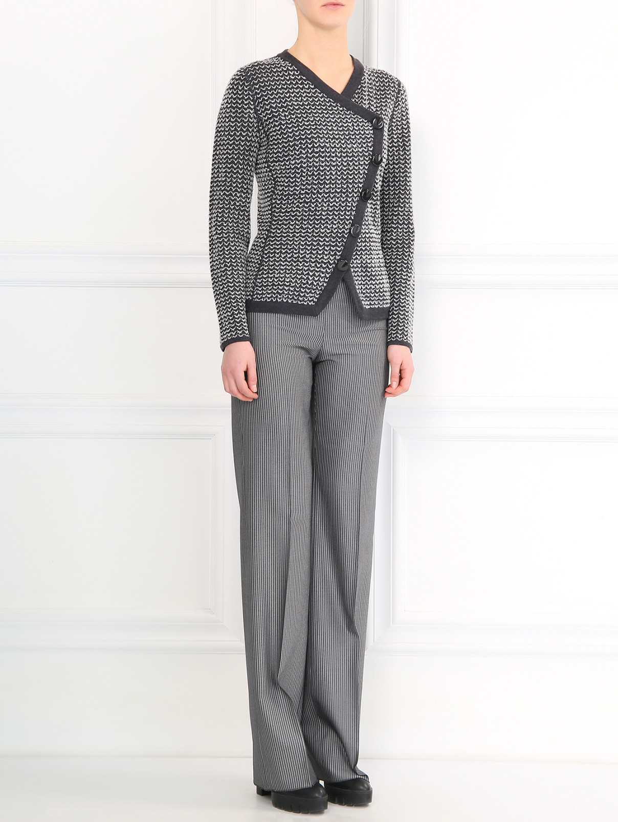 Прямые брюки из смешанной шерсти с узором "полоска" Armani Collezioni  –  Модель Общий вид  – Цвет:  Серый