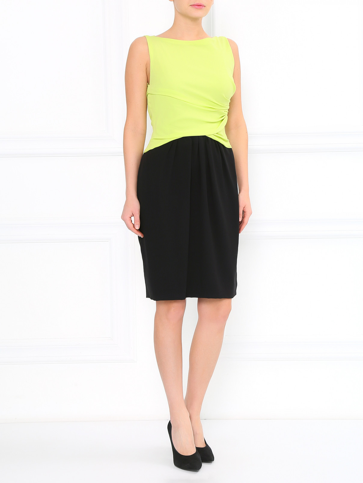Шелковое платье без рукавов Moschino  –  Модель Общий вид  – Цвет:  Зеленый