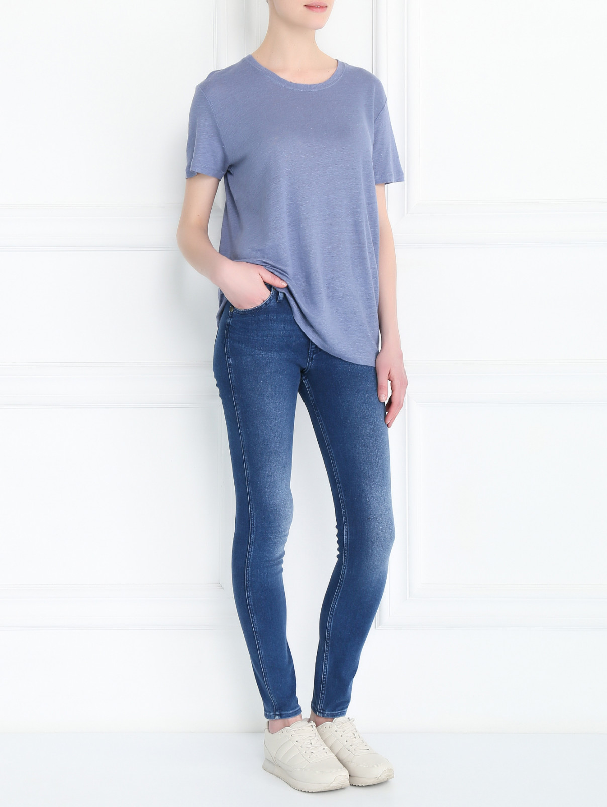 Укороченные джинсы зауженного кроя Calvin Klein 205W39NYC  –  Модель Общий вид  – Цвет:  Синий