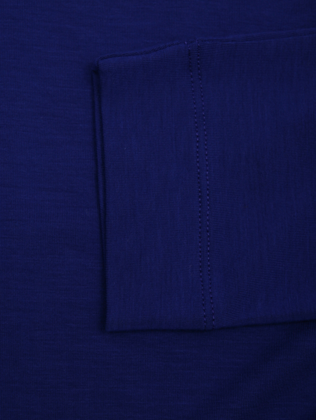 Трикотажный однотонный лонгслив Marina Rinaldi  –  Деталь  – Цвет:  Синий