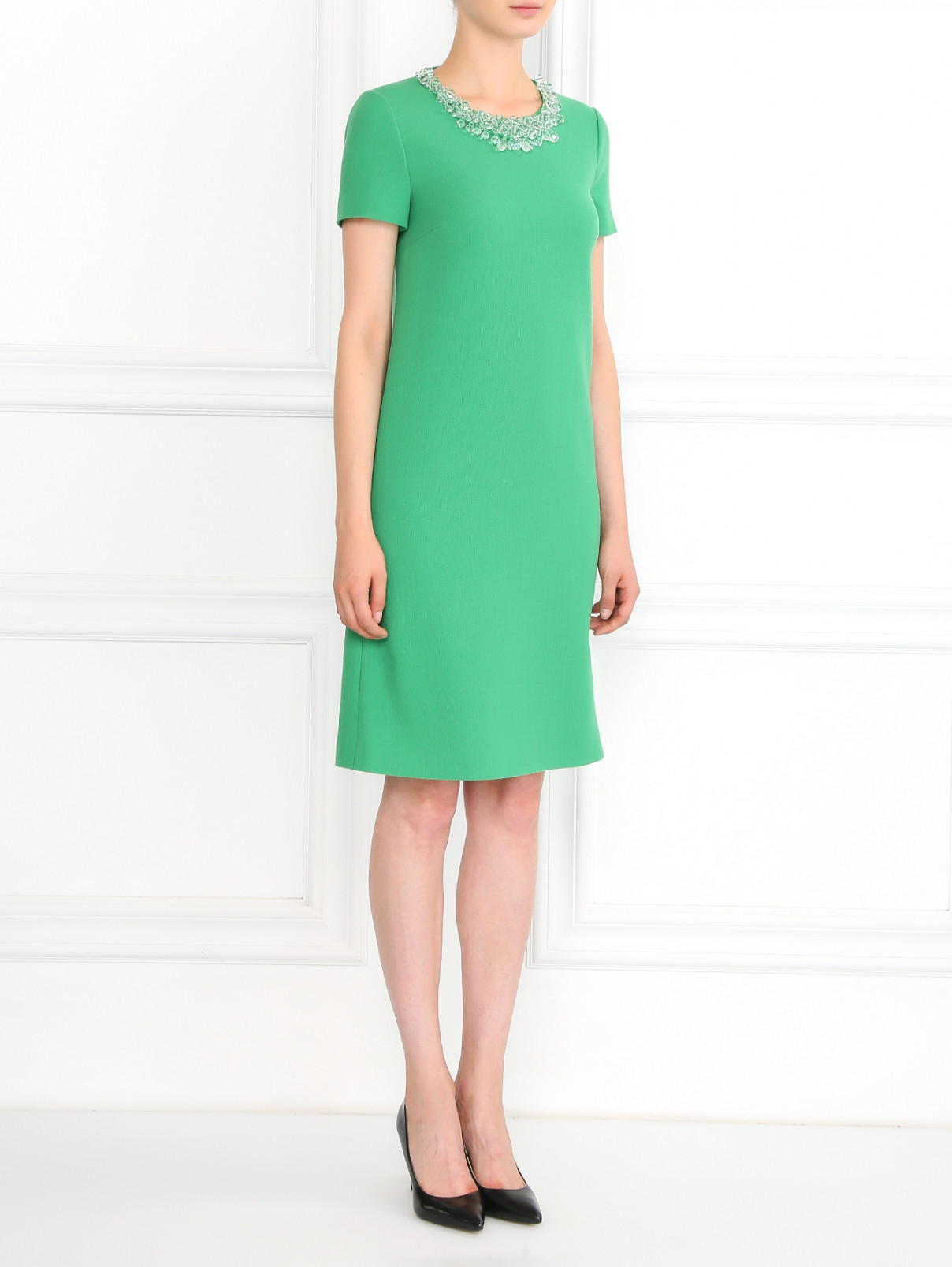 Платье прямого фасона из шерсти декорированное кристаллами Moschino Boutique  –  Модель Общий вид  – Цвет:  Зеленый