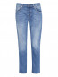 Укороченные джинсы из светлого денима с потертостями 7 For All Mankind  –  Общий вид