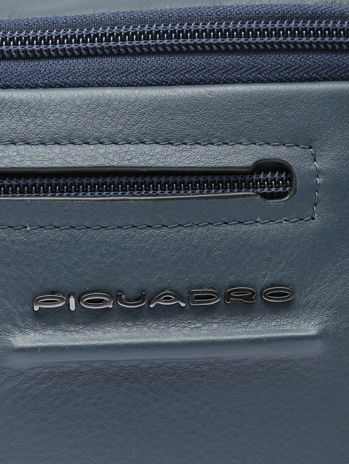 Поясная сумка из кожи с логотипом Piquadro  –  Деталь  – Цвет:  Синий