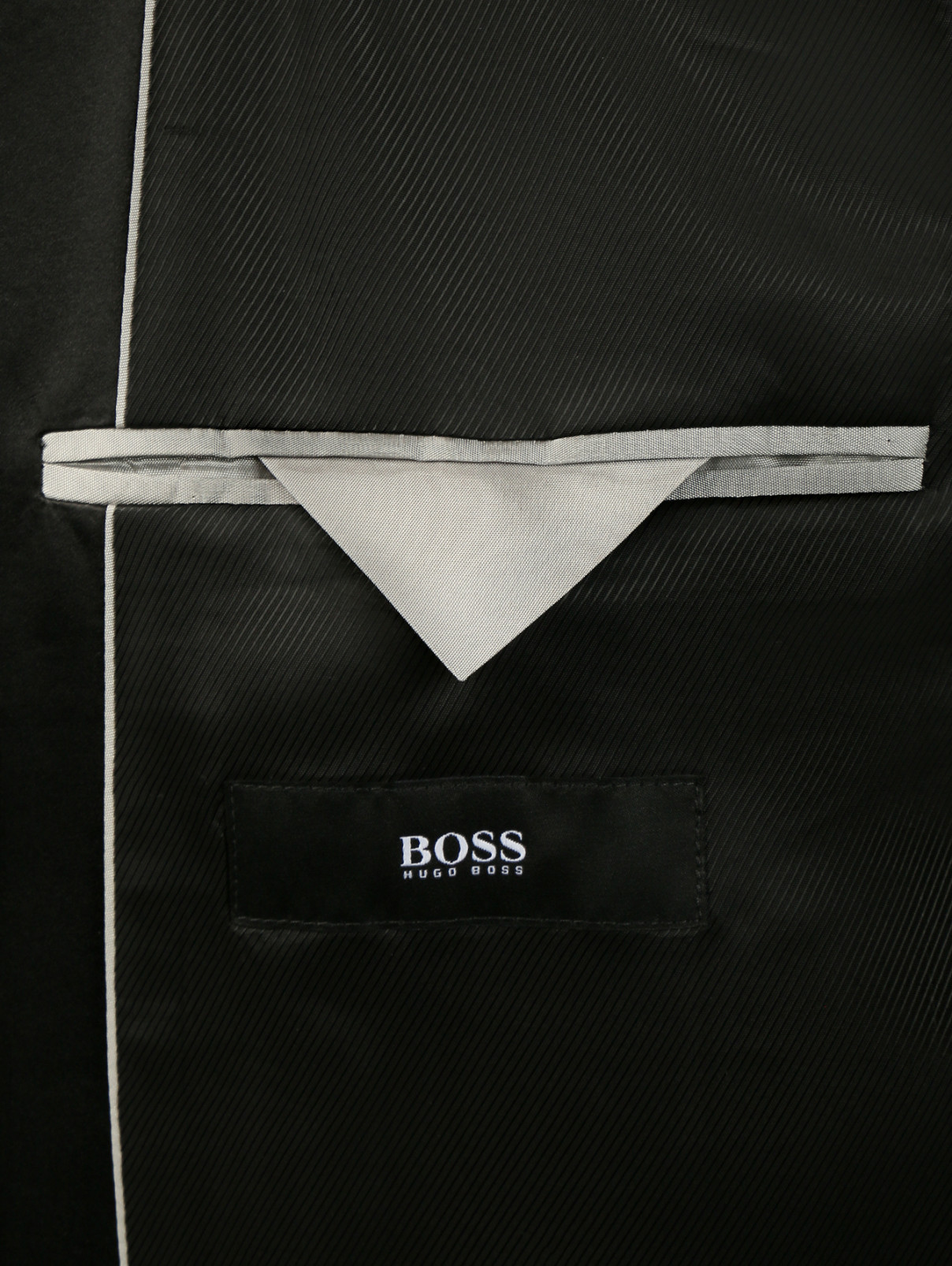 Костюм из тонкой шерсти Hugo Boss  –  Деталь2  – Цвет:  Черный