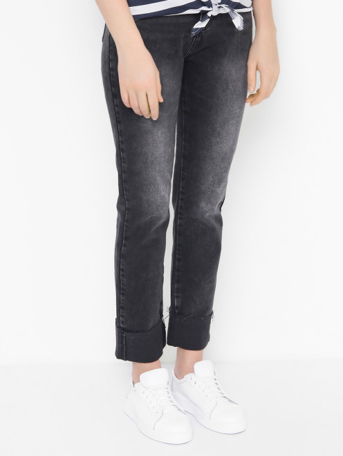 Прямые джинсы с подворотами - МодельВерхНиз