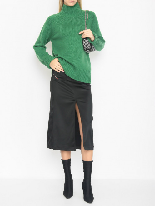 Атласная юбка с разрезами и накладными карманами - Общий вид