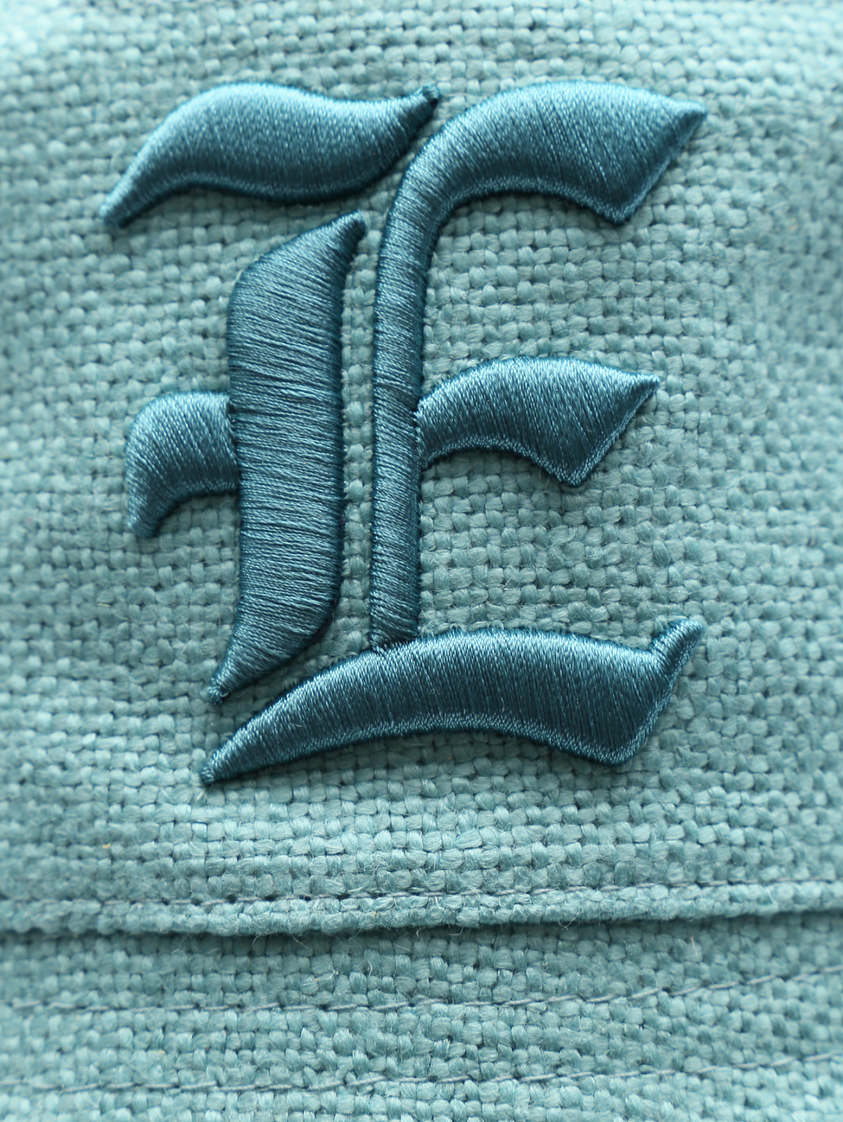 Панама из смешанного льна с вышивкой Ermanno Scervino  –  Деталь  – Цвет:  Синий
