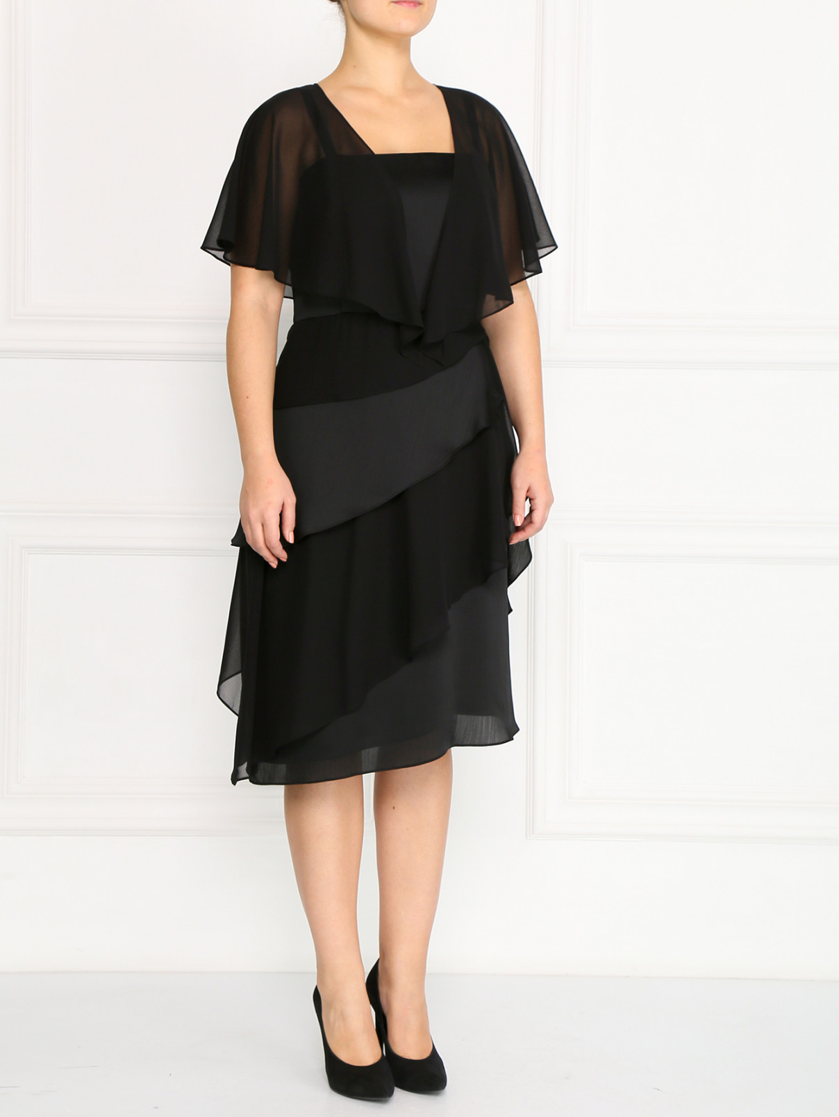 Платье с воланами без рукавов с накидкой в комплекте Marina Rinaldi  –  Модель Общий вид  – Цвет:  Черный