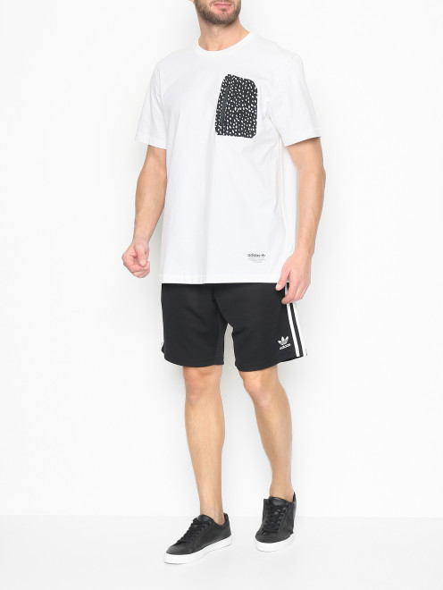 Футболка из хлопка с карманом Adidas Originals - МодельОбщийВид