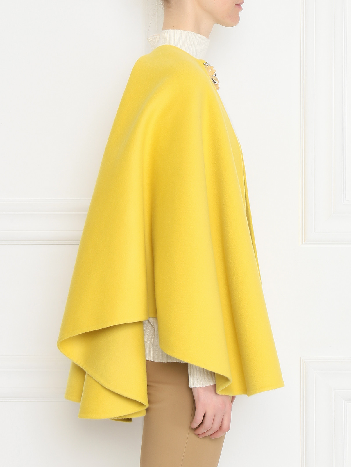 Пончо из шерсти с декоративной цепочкой Ermanno Scervino  –  МодельВерхНиз2  – Цвет:  Желтый