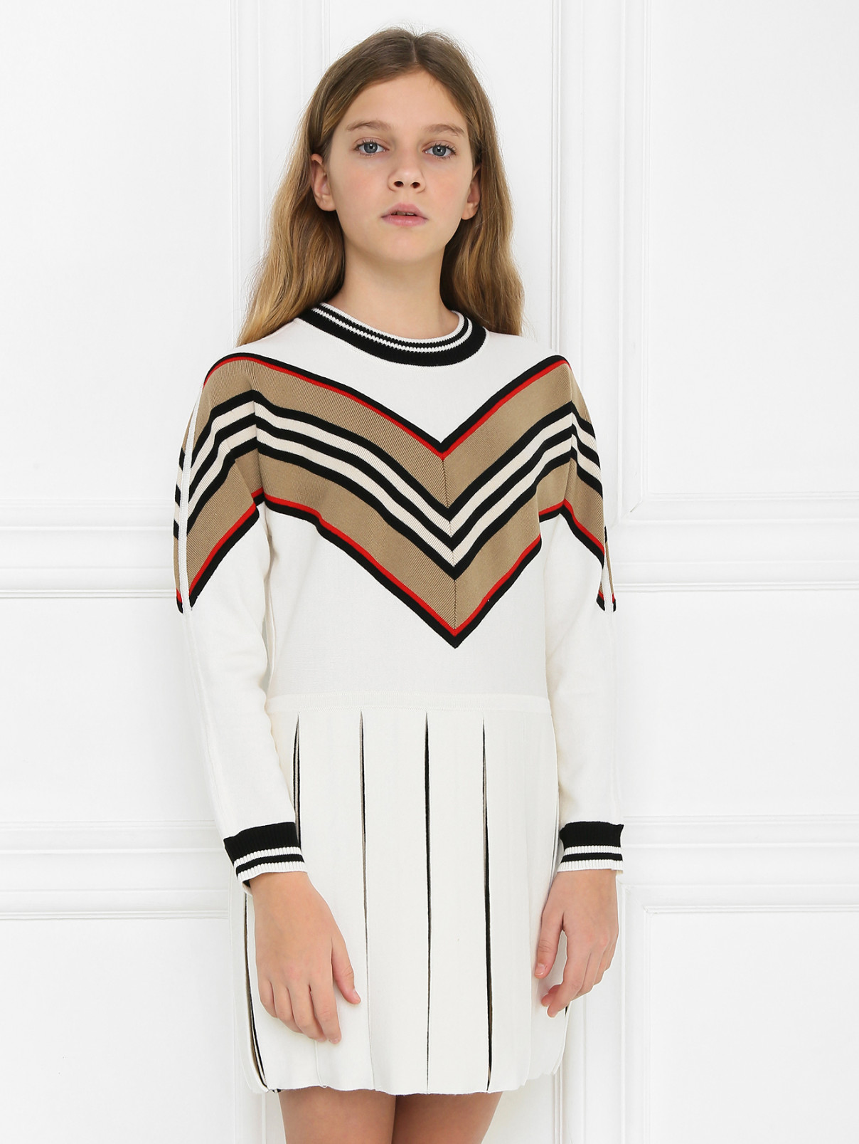 Трикотажное платье с юбкой в складку Burberry  –  МодельВерхНиз  – Цвет:  Узор