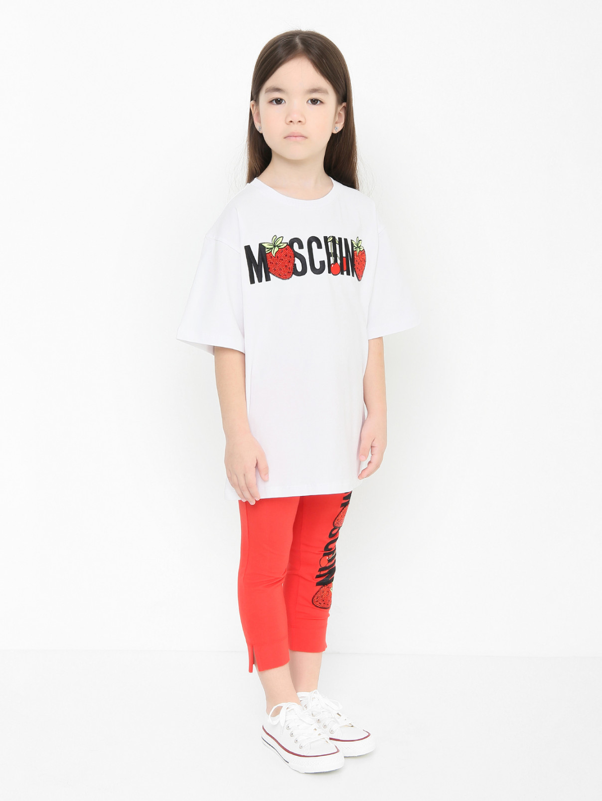 Костюм из трикотажа с вышивкой и бисером Moschino  –  МодельОбщийВид1  – Цвет:  Белый