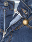 Укороченные джинсы с декоративными пуговицами Ermanno Scervino  –  Деталь1