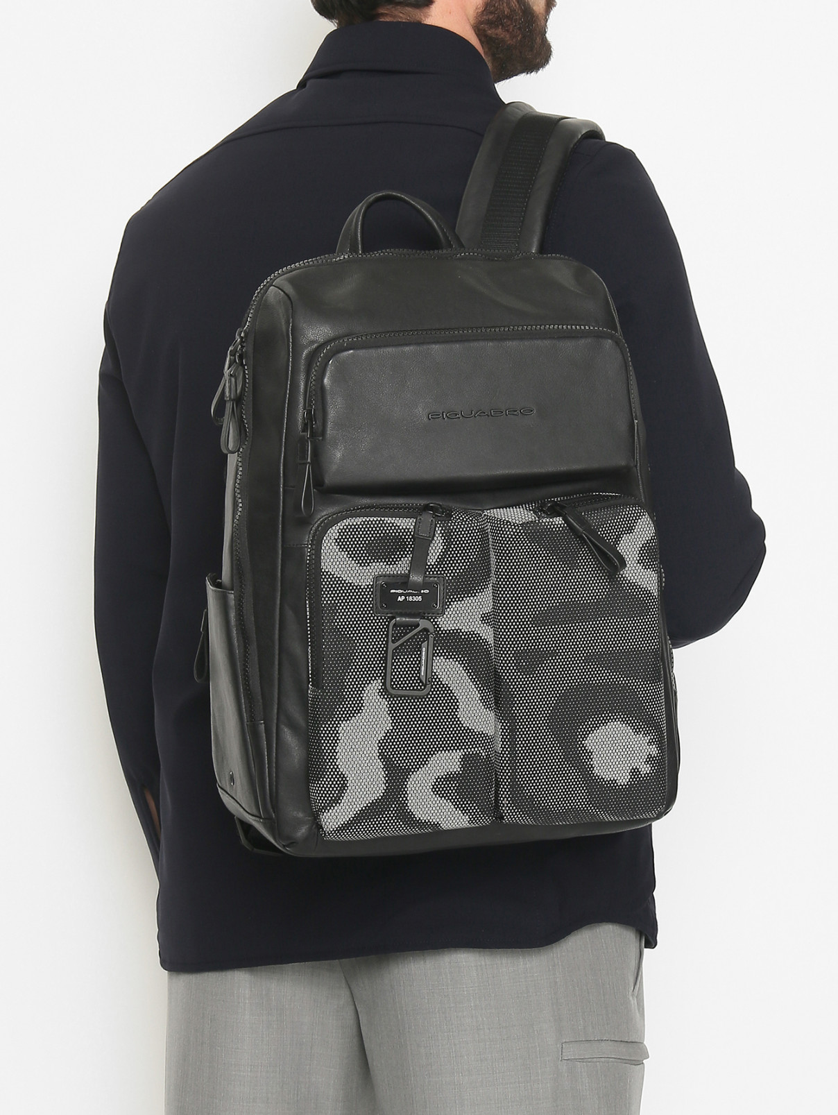 Комбинированный рюкзак из кожи и текстиля с узором Piquadro  –  МодельВерхНиз  – Цвет:  Черный