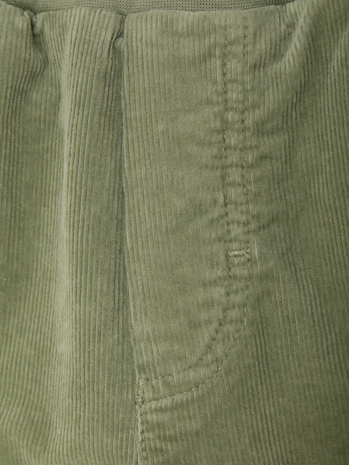 Брюки с карманами из микровельвета Il Gufo  –  Деталь  – Цвет:  Зеленый