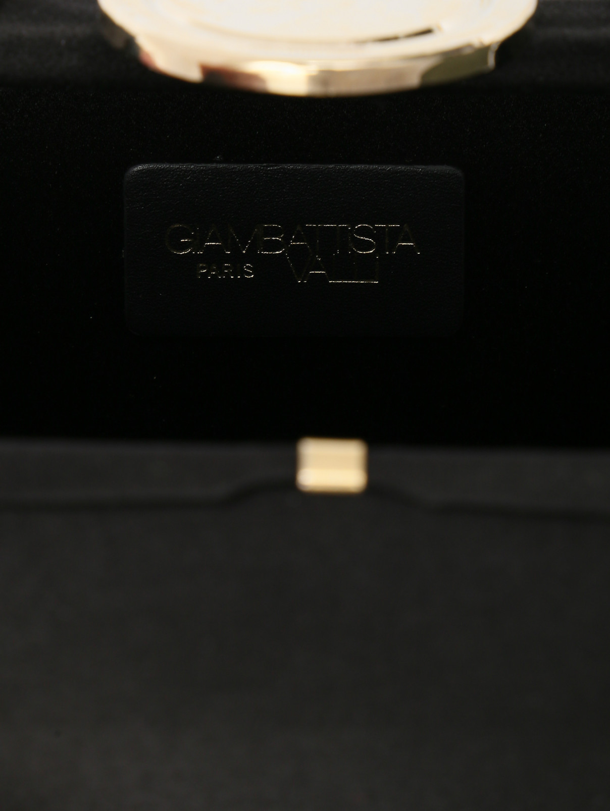 Клатч из вискозы и шелка на цепочке, декорированный жемчугом Giambattista Valli  –  Деталь1  – Цвет:  Черный