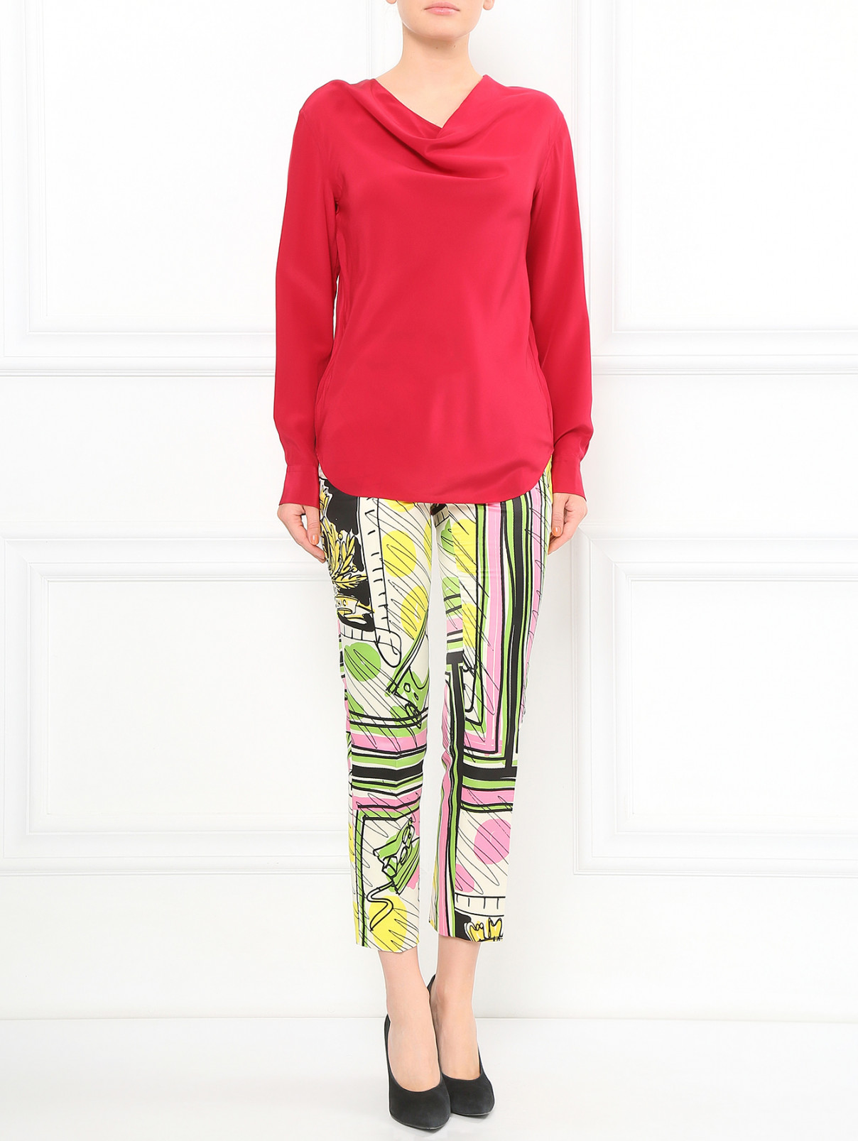 Зауженные брюки с абстрактным узором Moschino Cheap&Chic  –  Модель Общий вид  – Цвет:  Узор