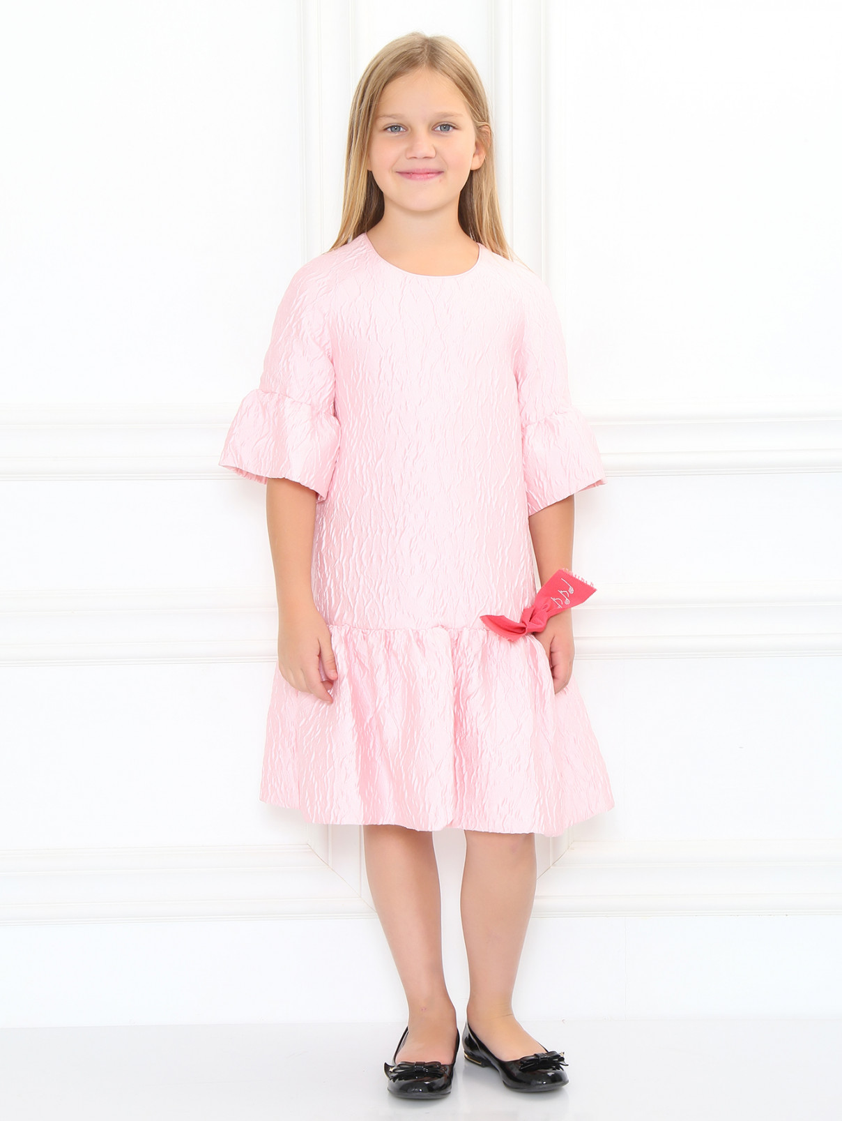 Платье из жаккардовой ткани с бантиком MiMiSol  –  Модель Общий вид  – Цвет:  Розовый