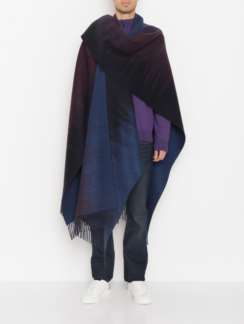 Широкий шарф из шерсти Piacenza Cashmere 1733 - МодельОбщийВид