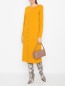 Трикотажное платье из шерсти с золотой фурнитурой Luisa Spagnoli  –  МодельОбщийВид