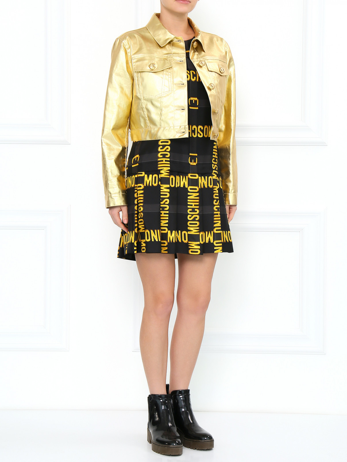 Укороченная куртка с золотой фурнитурой Moschino  –  Модель Общий вид  – Цвет:  Золотой