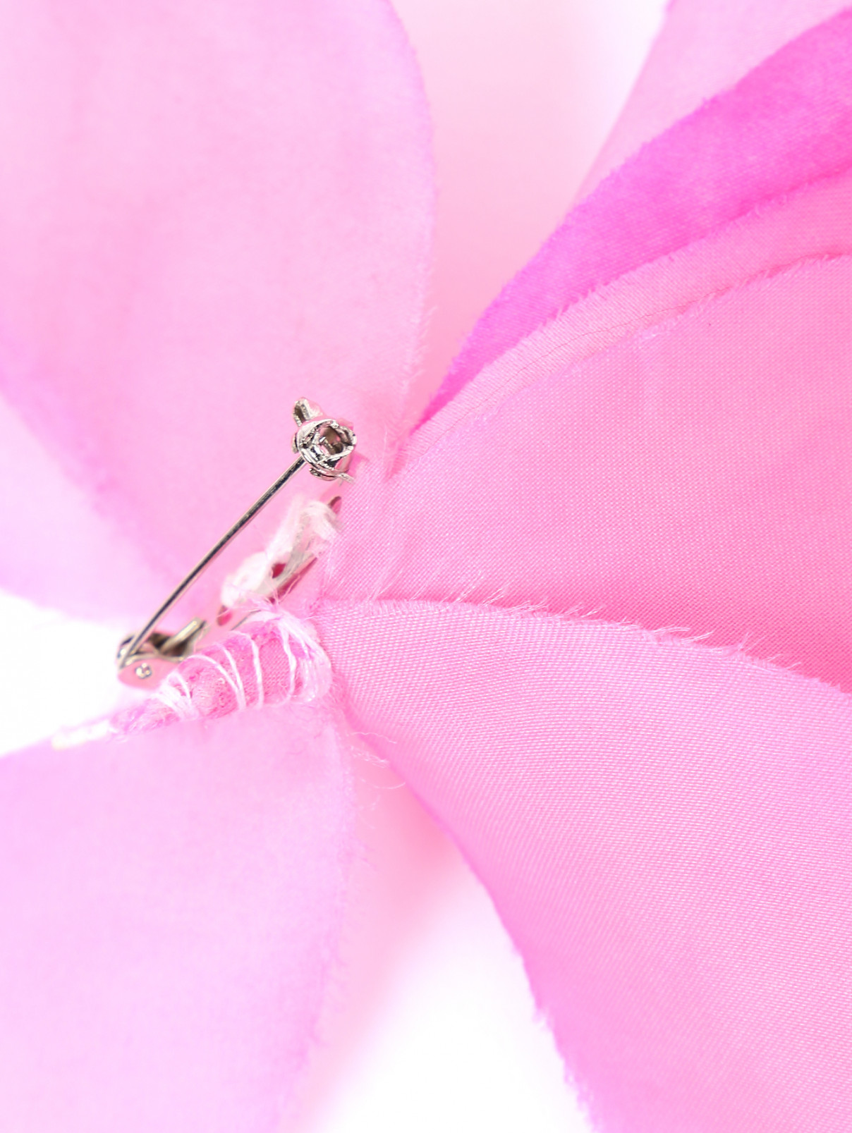 Брошь в виде цветка из шелка Max Mara  –  Деталь1  – Цвет:  Розовый