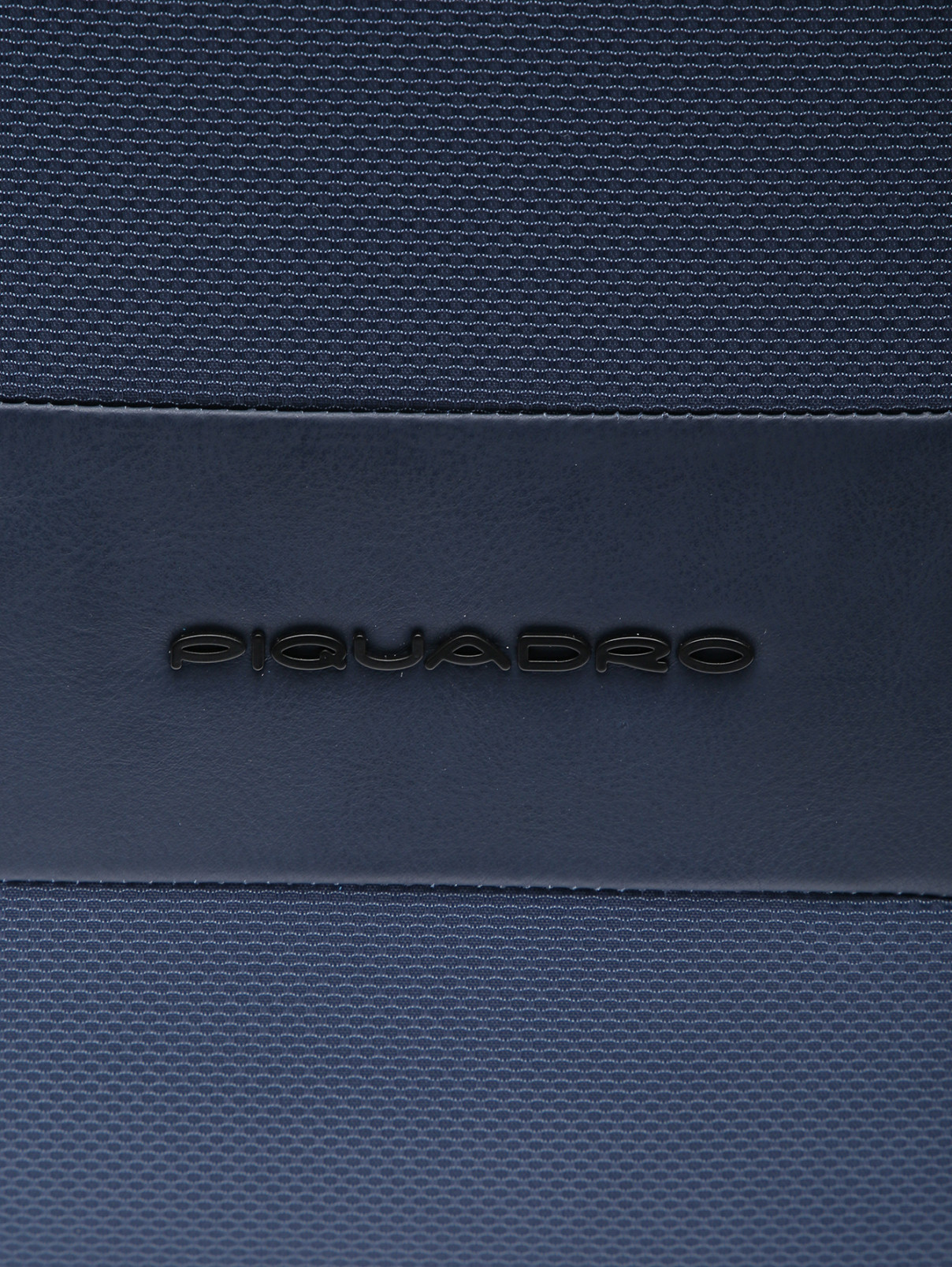 Комбинированная сумка на коротких ручках Piquadro  –  Деталь  – Цвет:  Синий