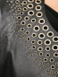 Кожаная куртка с металическими вставками Azzurra Gronchi  –  Деталь