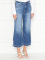Укороченные джинсы с бахромой J Brand  –  МодельВерхНиз