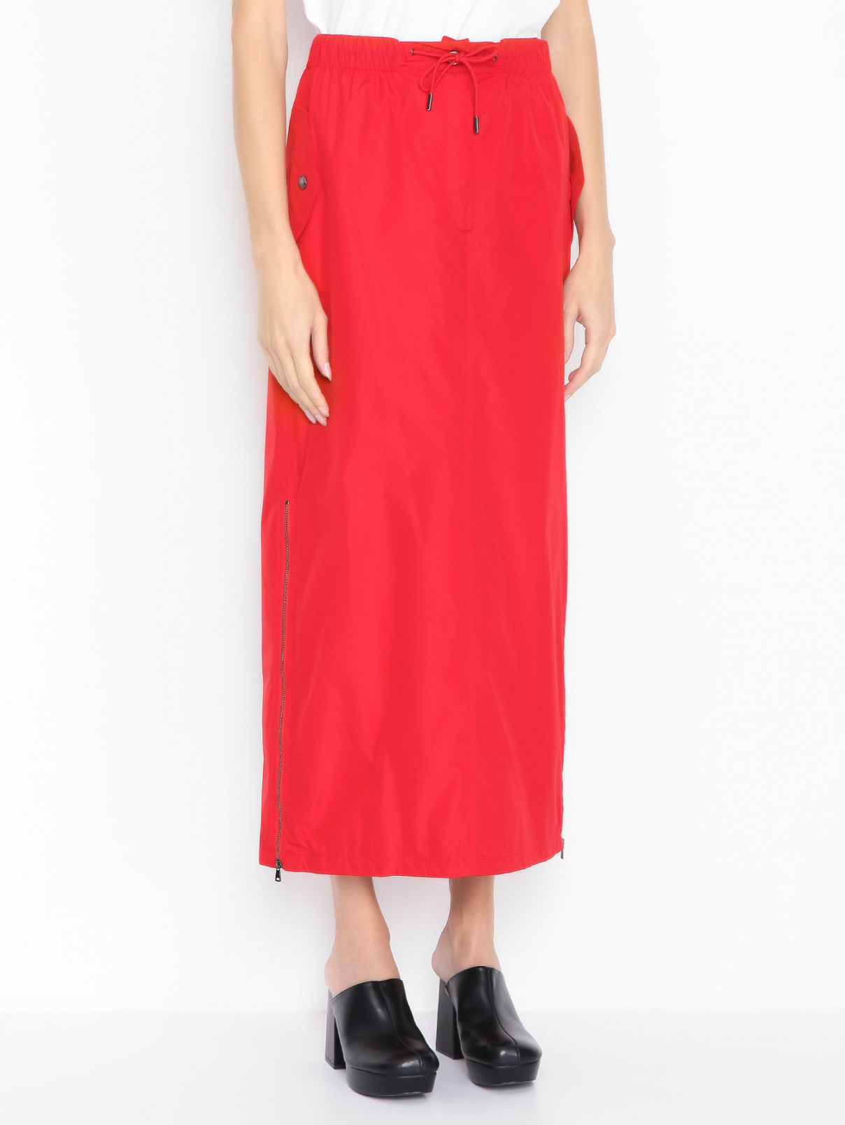Однотонная юбка из нейлона на резинке с карманами Max Mara  –  МодельВерхНиз  – Цвет:  Красный