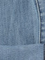 Узкие джинсы из светлого денима Emporio Armani  –  Деталь2