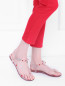 Прозрачные сандалии с декором Love Moschino  –  МодельВерхНиз
