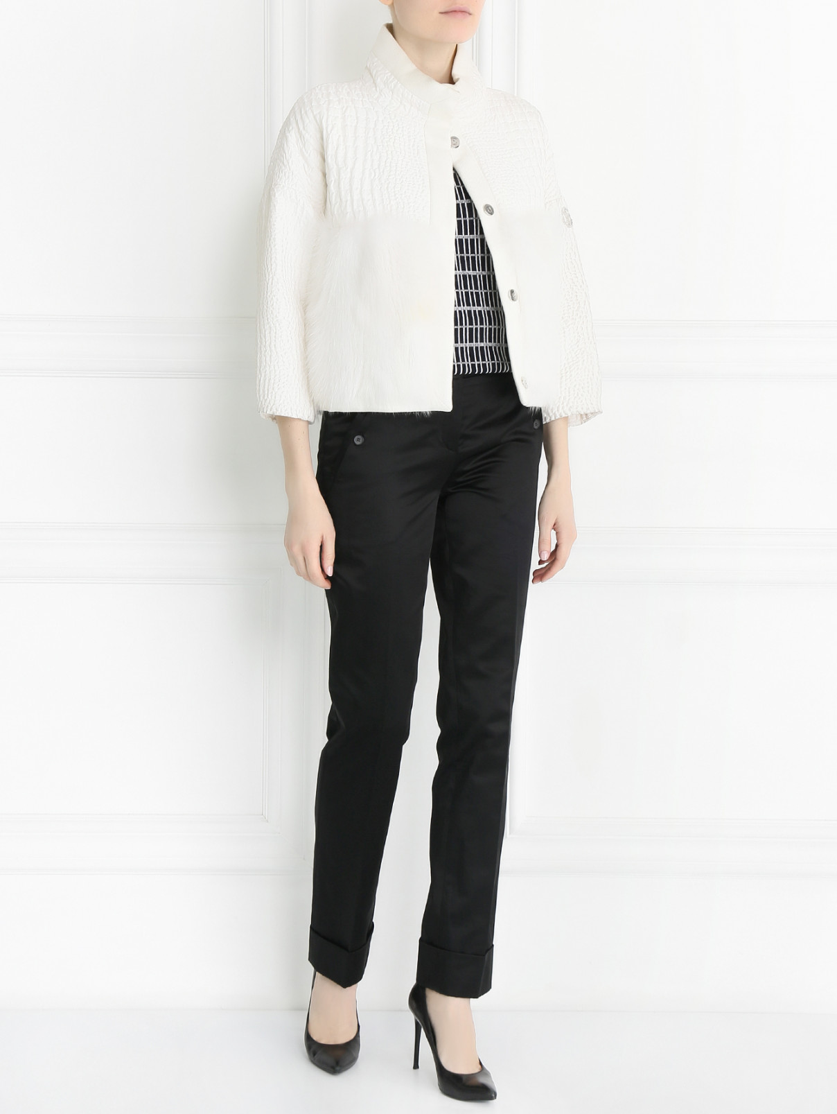 Укороченная куртка с меховыми вставками Moncler  –  Модель Общий вид  – Цвет:  Белый