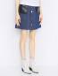 Джинсовая юбка-мини из хлопка с накладными карманами Moschino Boutique  –  МодельВерхНиз