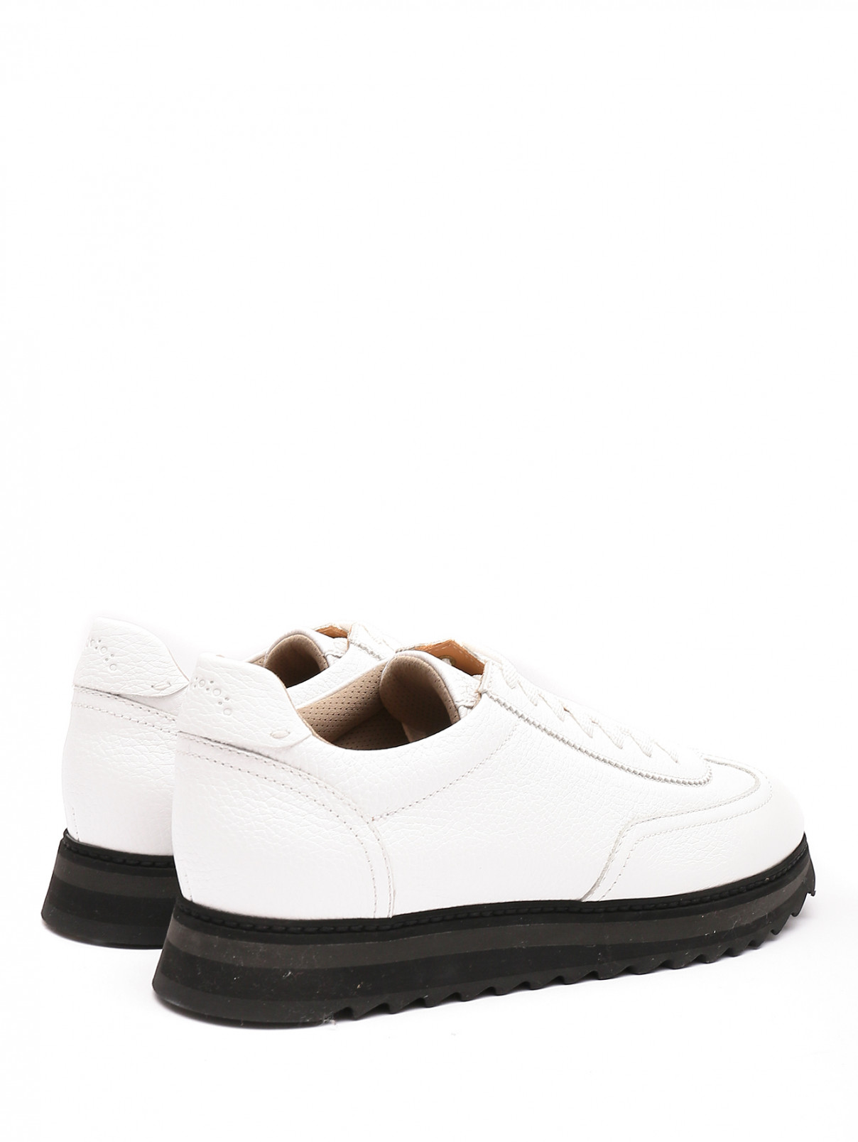 Кроссовки из фактурной кожи на шнуровке Doucal's  –  Обтравка2  – Цвет:  Белый