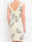 Платье-футляр декорированное вышивкой Moschino  –  Модель Верх-Низ1