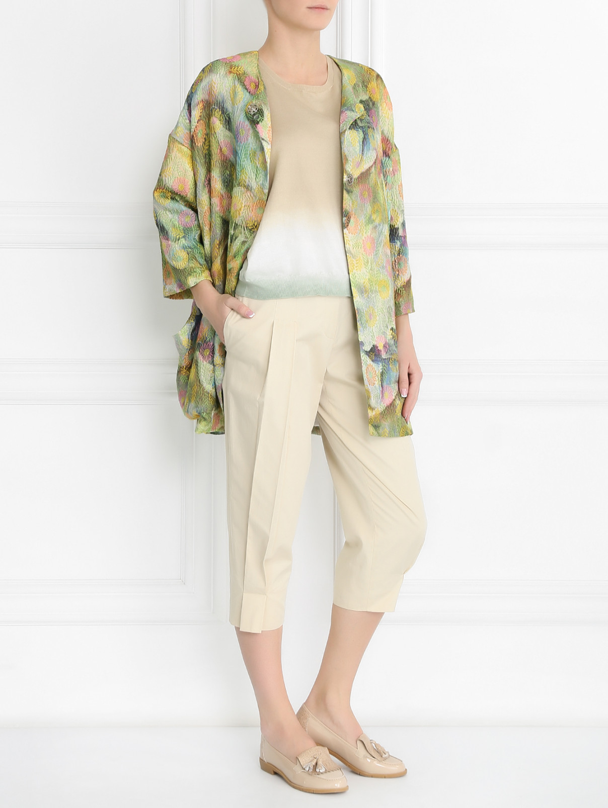 Пальто с цветочным узором и боковыми карманами Femme by Michele R.  –  Модель Общий вид  – Цвет:  Узор