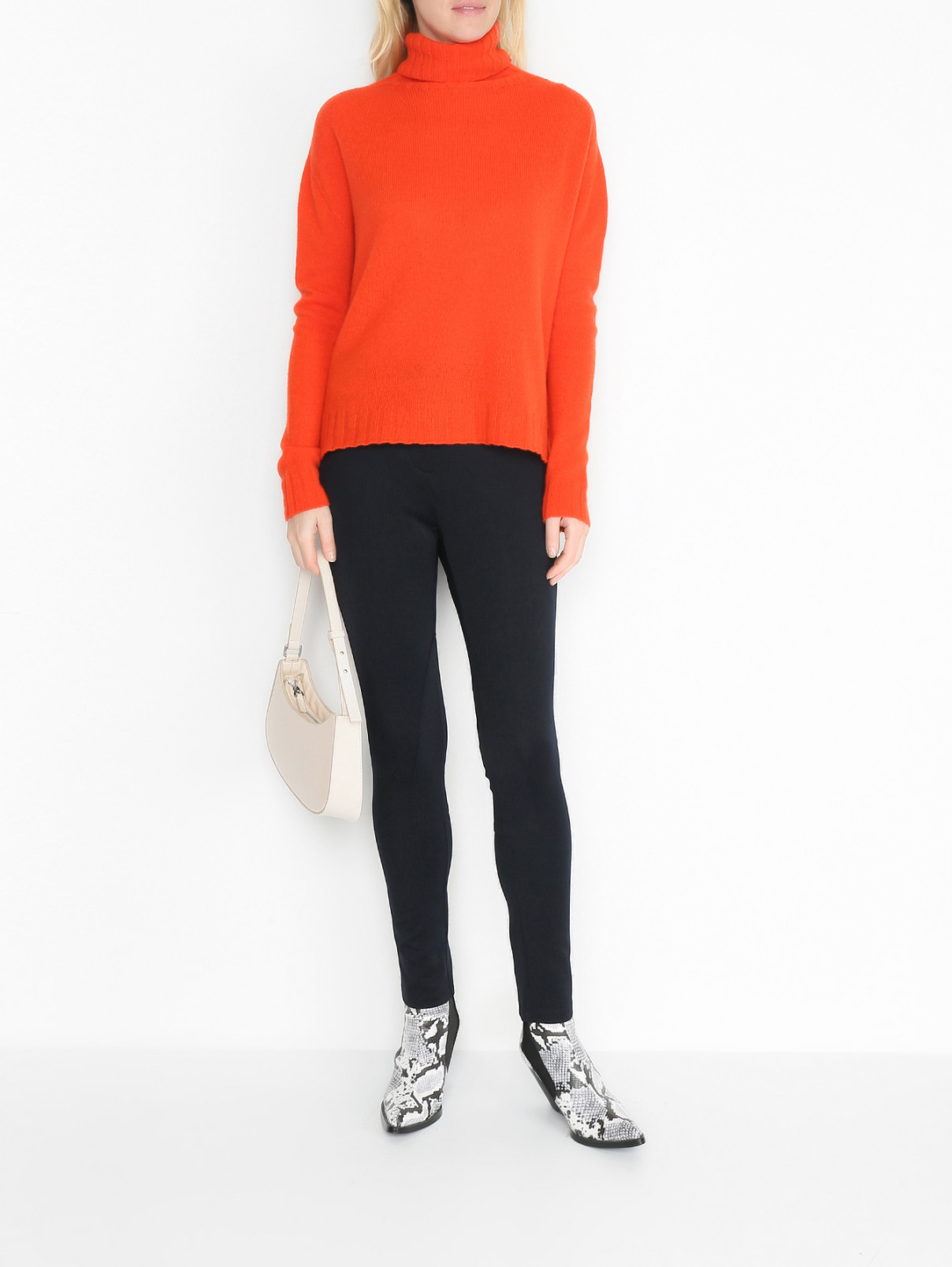 Однотонный свитер из шерсти и кашемира Ermanno Firenze  –  МодельОбщийВид  – Цвет:  Оранжевый