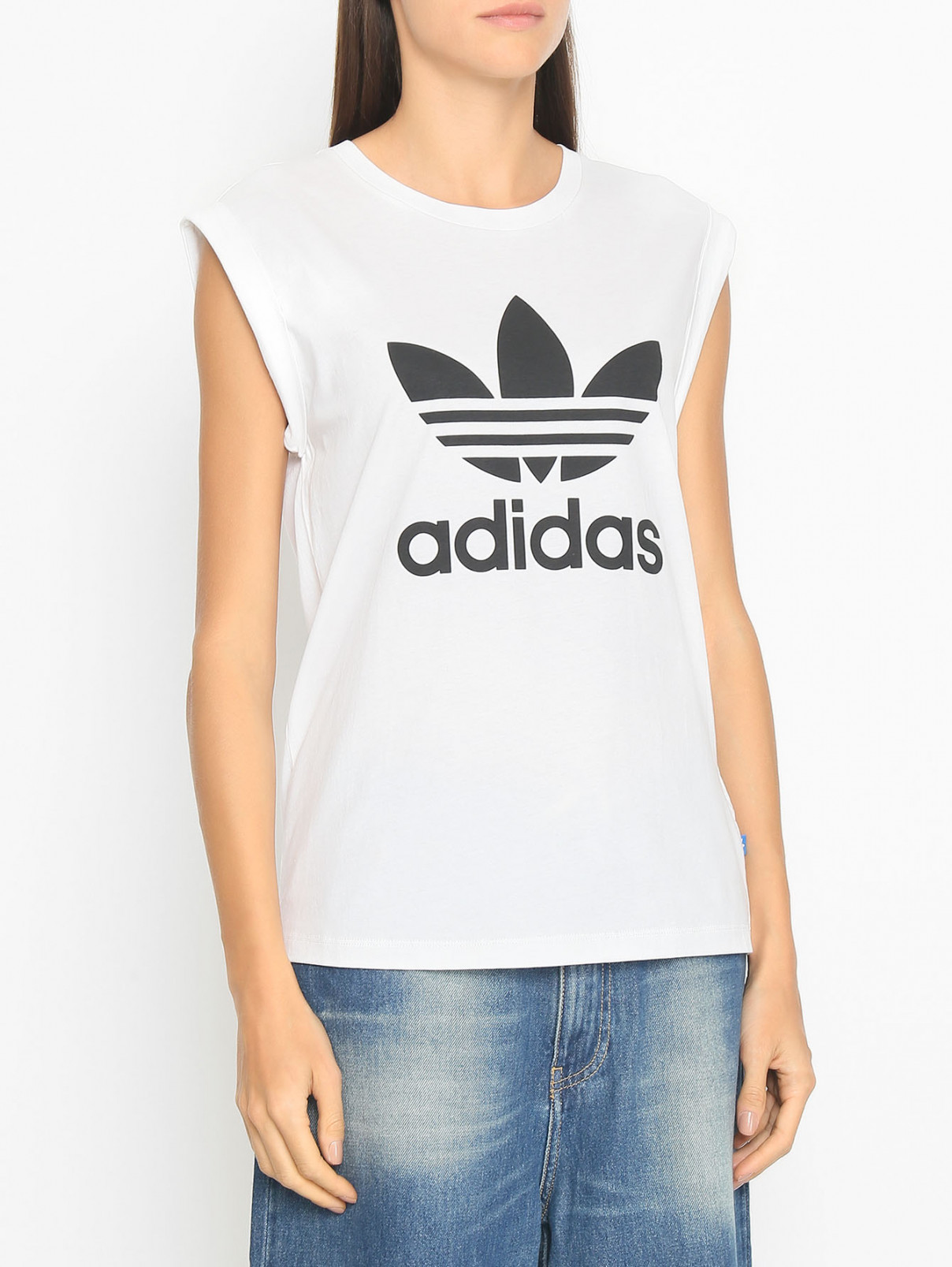 Топ из хлопка с логотипом Adidas Originals  –  МодельВерхНиз