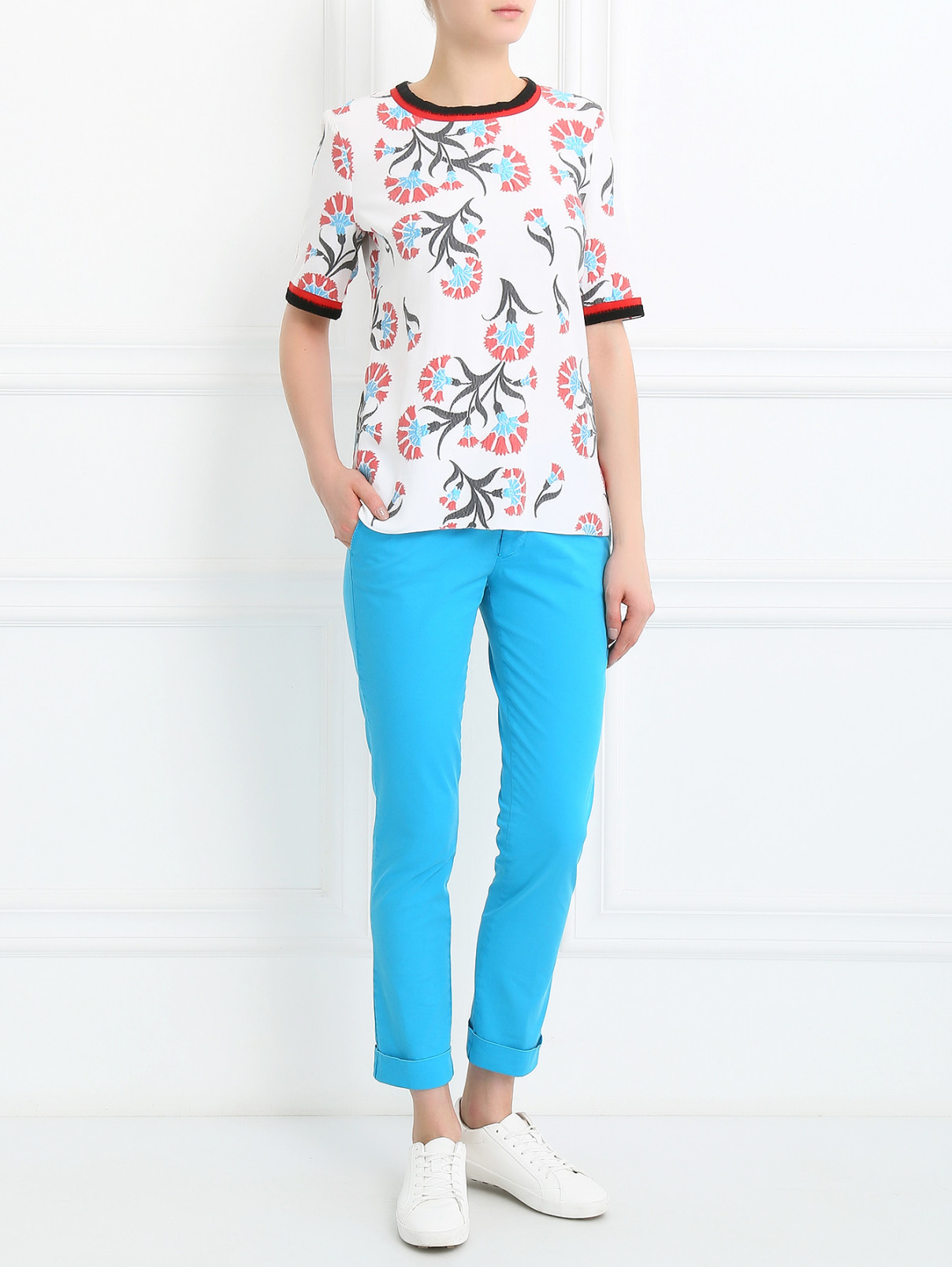 Блуза с цветочным узором Andrew GN  –  Модель Общий вид  – Цвет:  Белый