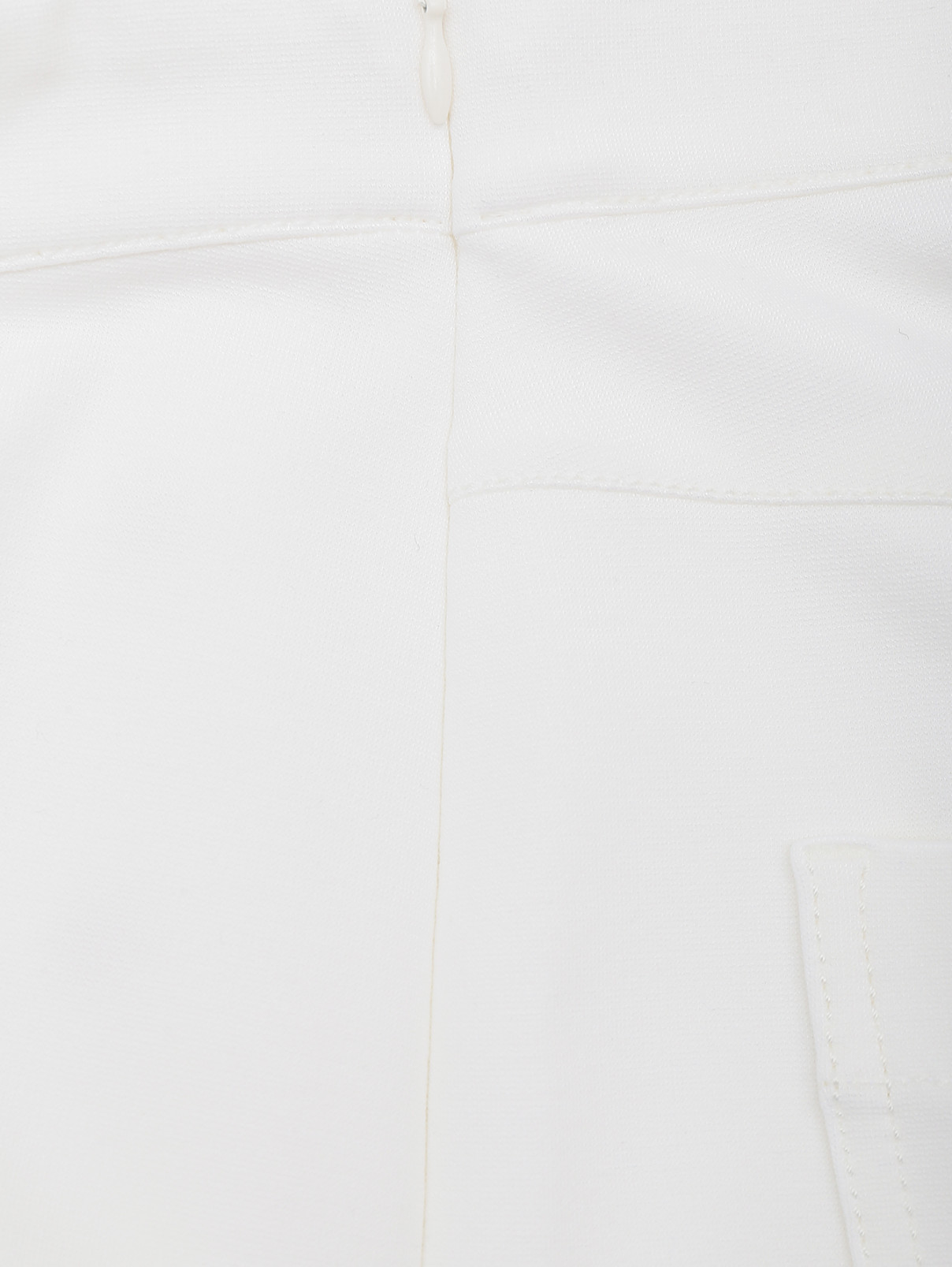 Брюки из вискозы с контрастными пуговицами Marina Rinaldi  –  Деталь1  – Цвет:  Белый