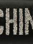Клатч из атласа с декором стразами Moschino  –  Деталь