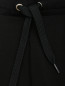 Трикотажные брюки из хлопка с контрастной отделкой Moschino Underwear  –  Деталь