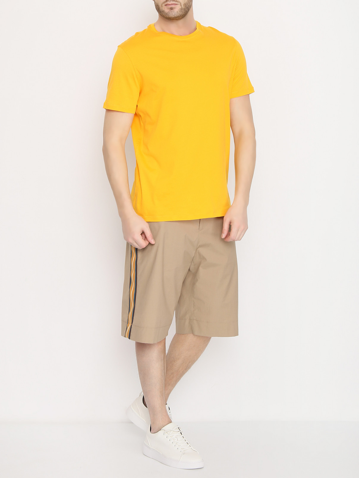 Базовая футболка из хлопка Isaia  –  МодельОбщийВид  – Цвет:  Желтый