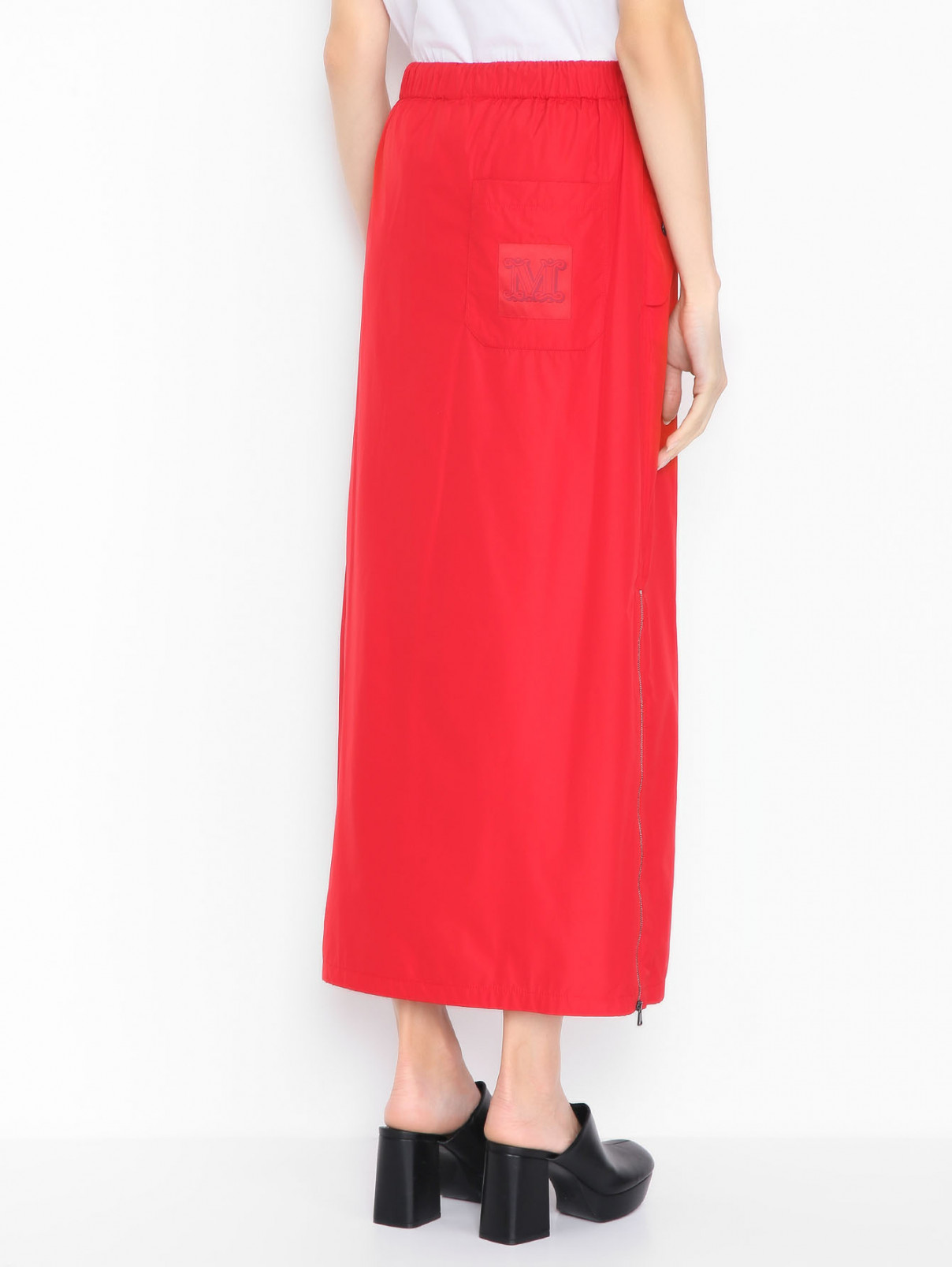 Однотонная юбка из нейлона на резинке с карманами Max Mara  –  МодельВерхНиз1  – Цвет:  Красный