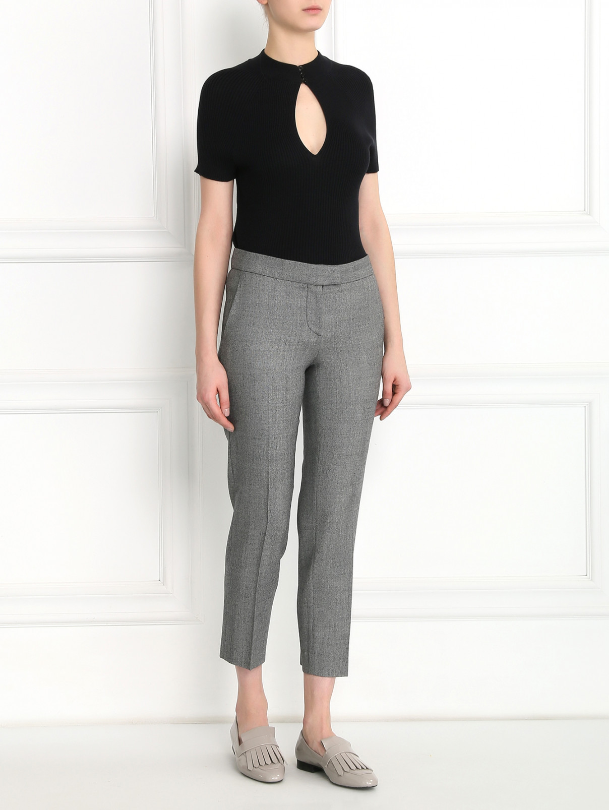 Укороченные брюки из шерсти Moschino Cheap&Chic  –  Модель Общий вид  – Цвет:  Серый