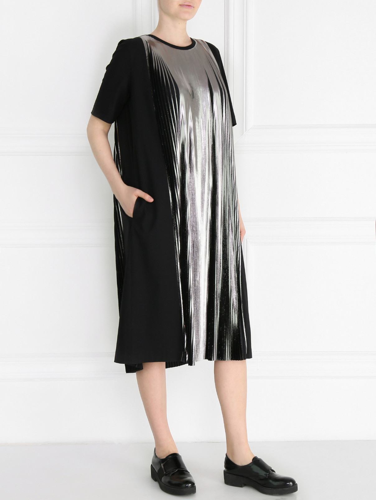 Платье-миди с коротким рукавом и контрастной отделкой Jil Sander  –  Модель Общий вид  – Цвет:  Черный